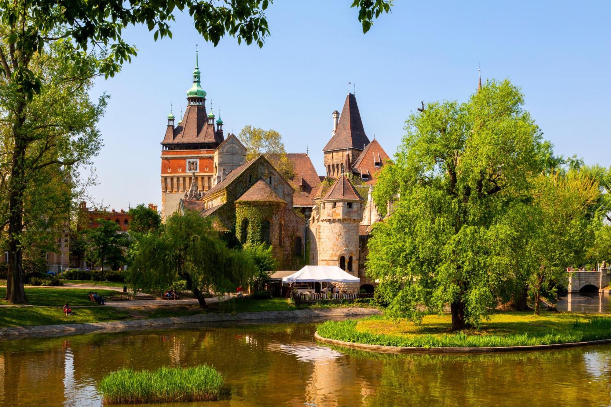 Budapestayz - Bacso Apartments エクステリア 写真